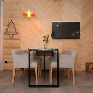  Apartament Przystanek